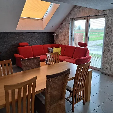 Kniepwiekerhof * Neukamperfehn